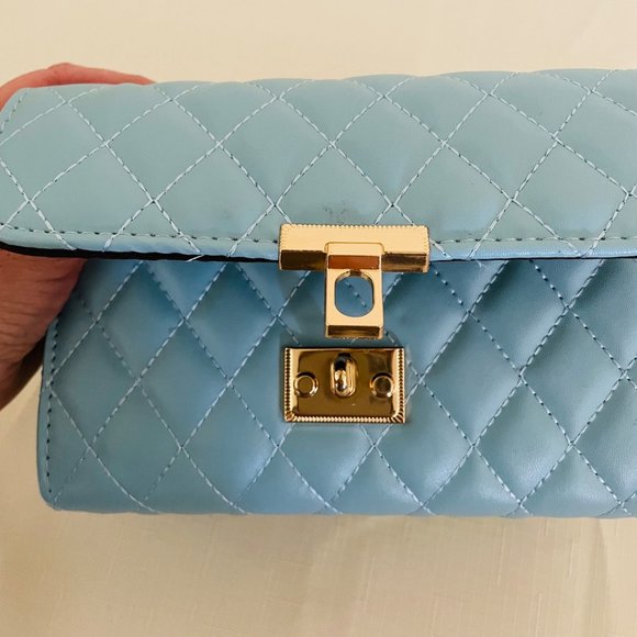 Quilted Crossbody Bag with Fashionable Chain strap adustible Shoulder Bag New - Picture 12 of 14